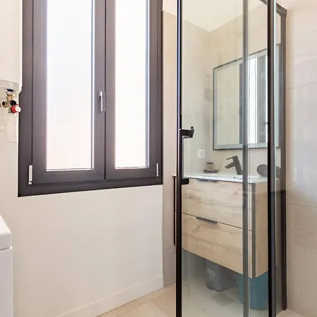 - 3 ,rue Pasteur - 3p *