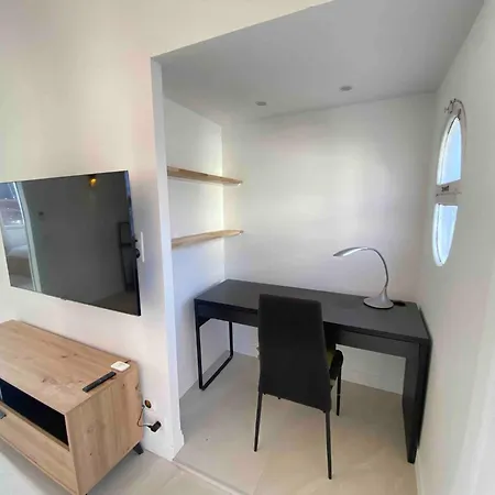 - 3 ,rue Pasteur - 3p