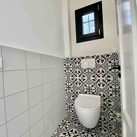 - 3 ,rue Pasteur - 3p *