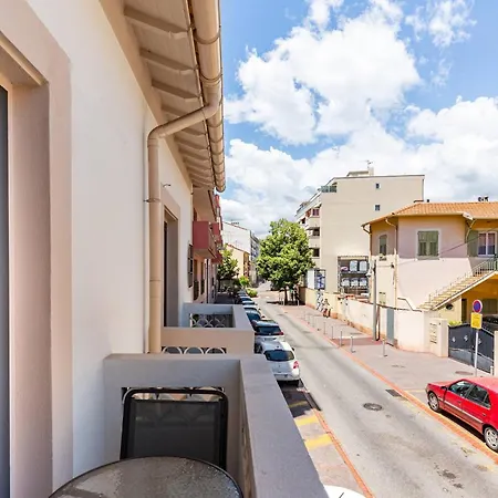 - 3 ,rue Pasteur - 3p Lägenhet